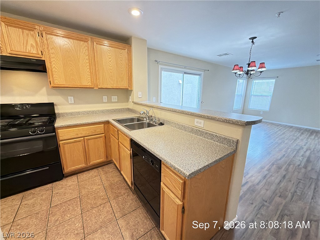 7337 Ribbon Ridge Avenue Property Photo 4