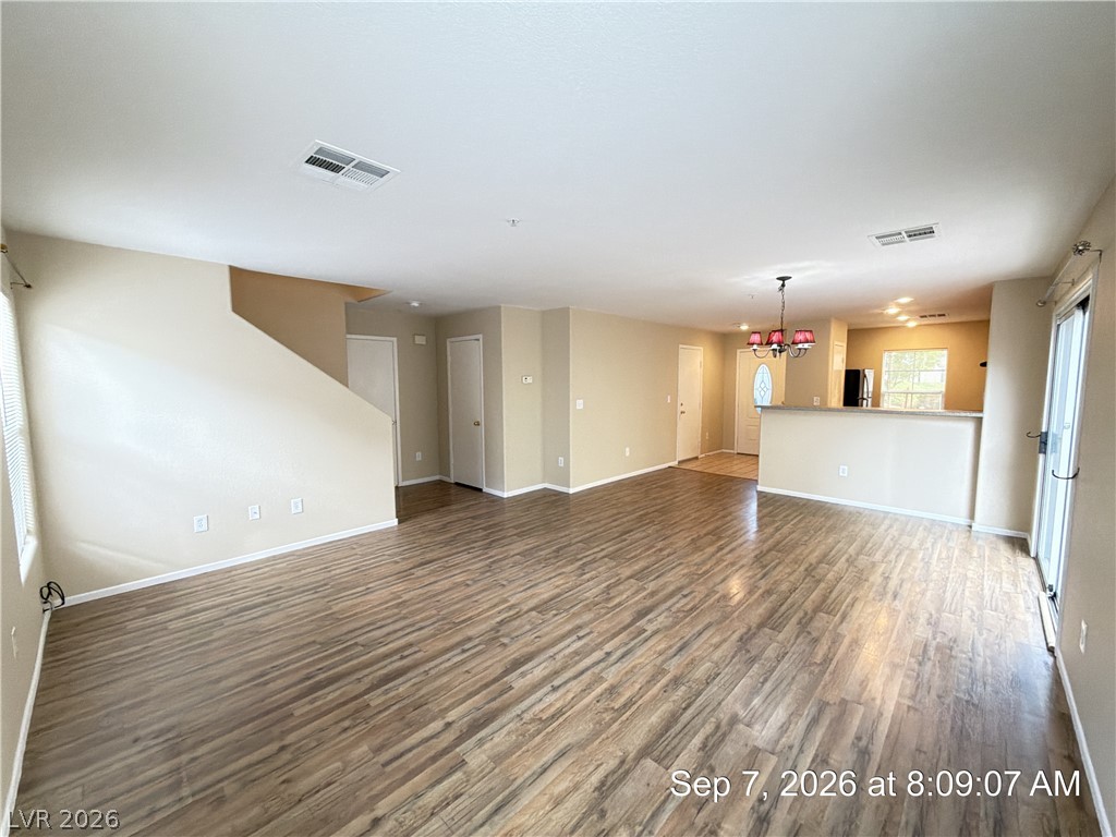7337 Ribbon Ridge Avenue Property Photo 9
