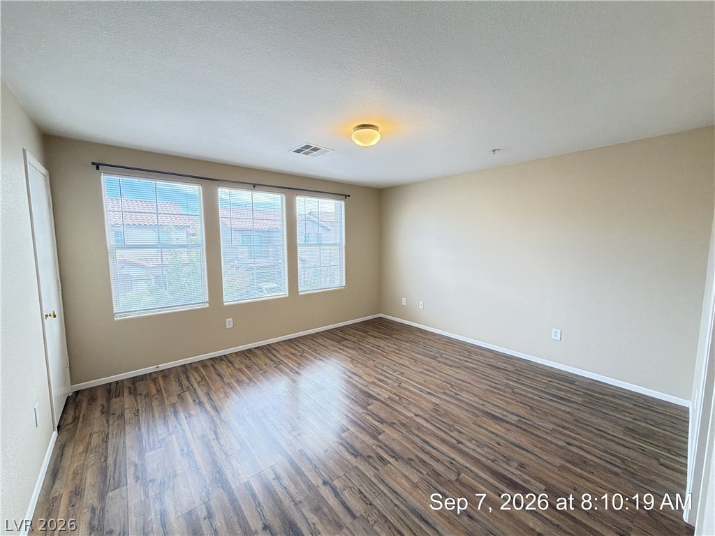 7337 Ribbon Ridge Avenue Property Photo 11