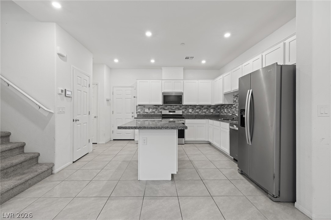 527 Cattleya Place Property Photo 3