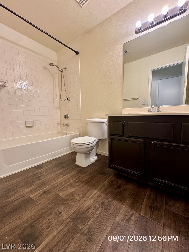 5623 Calais Court Property Photo 20