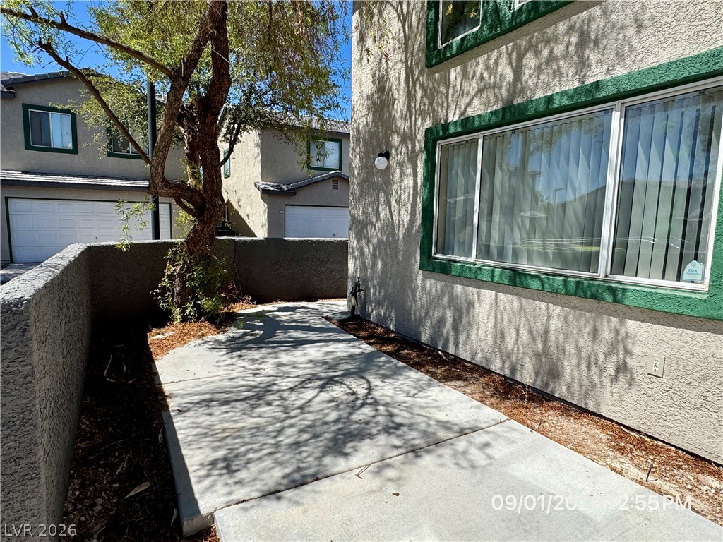 5623 Calais Court Property Photo 26