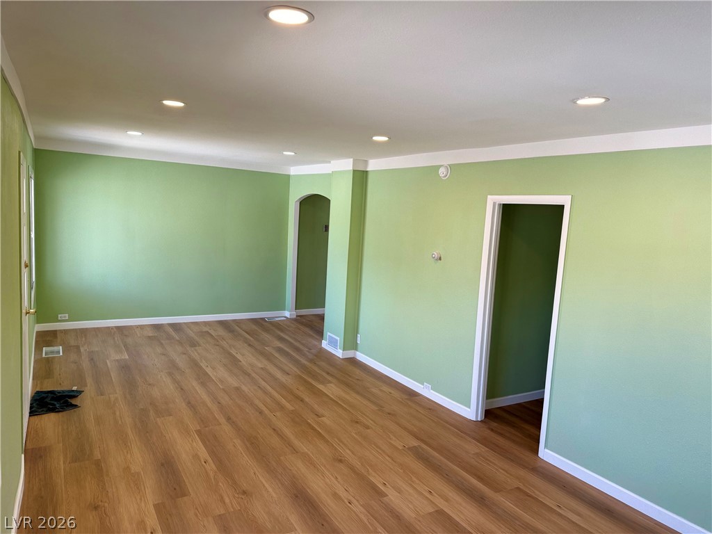 850 Avenue I Property Photo 2