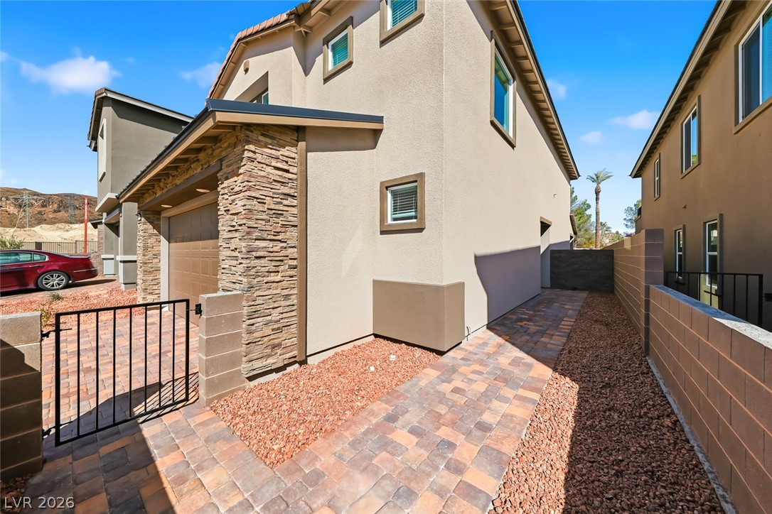 1752 Strada Nathan Property Photo 2