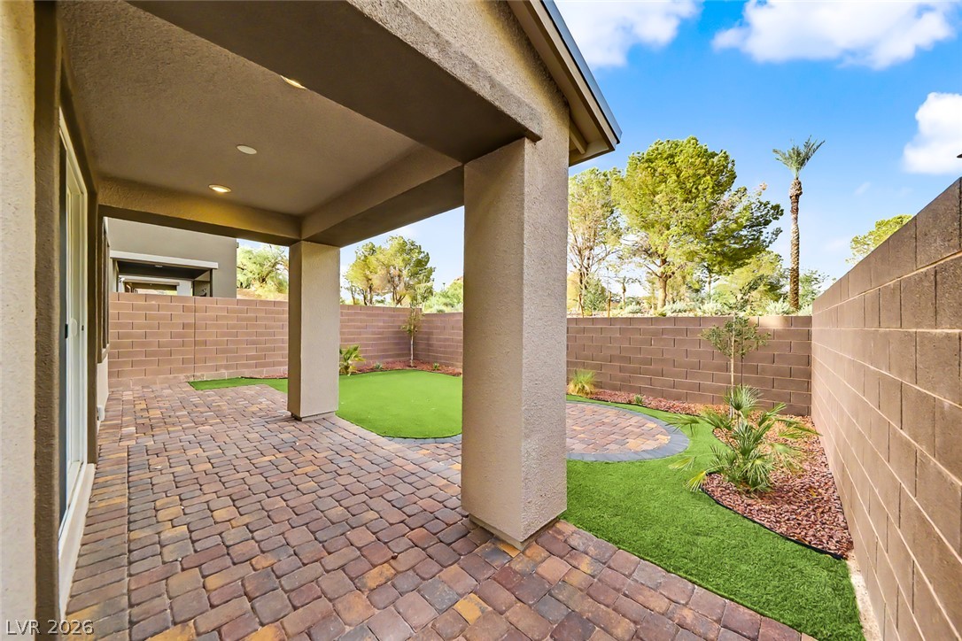 1752 Strada Nathan Property Photo 22