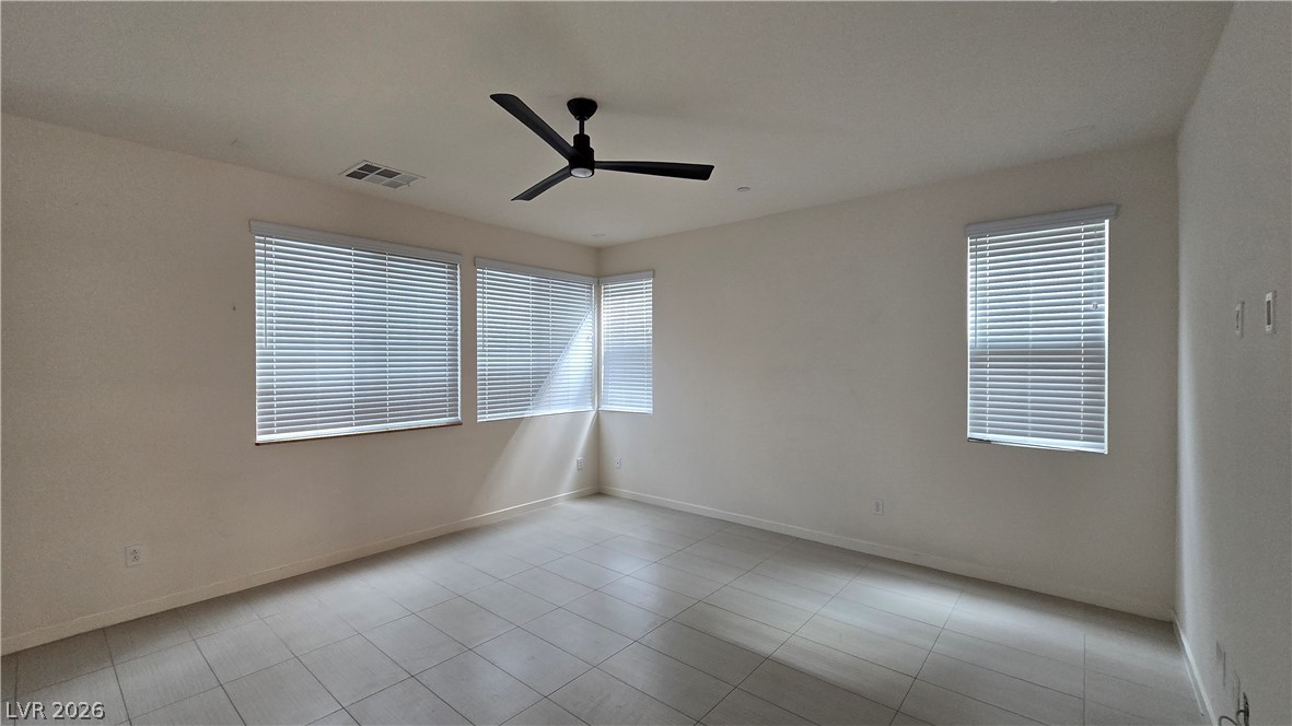 762 Elstree Court Property Photo 4