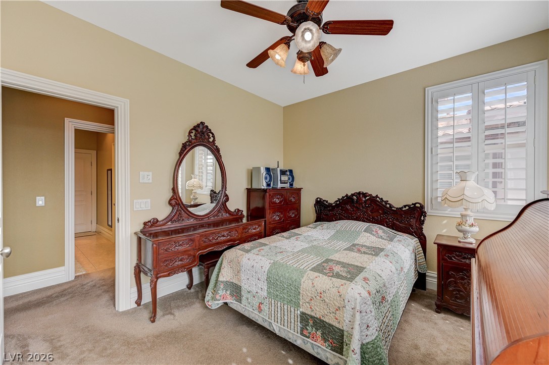 218 Crooked Putter Drive Property Photo 40