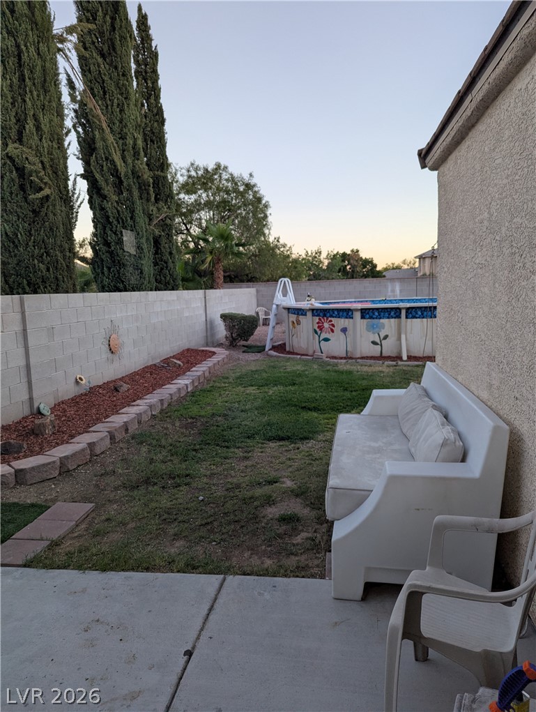 10323 West Turret Peak Avenue Property Photo 24