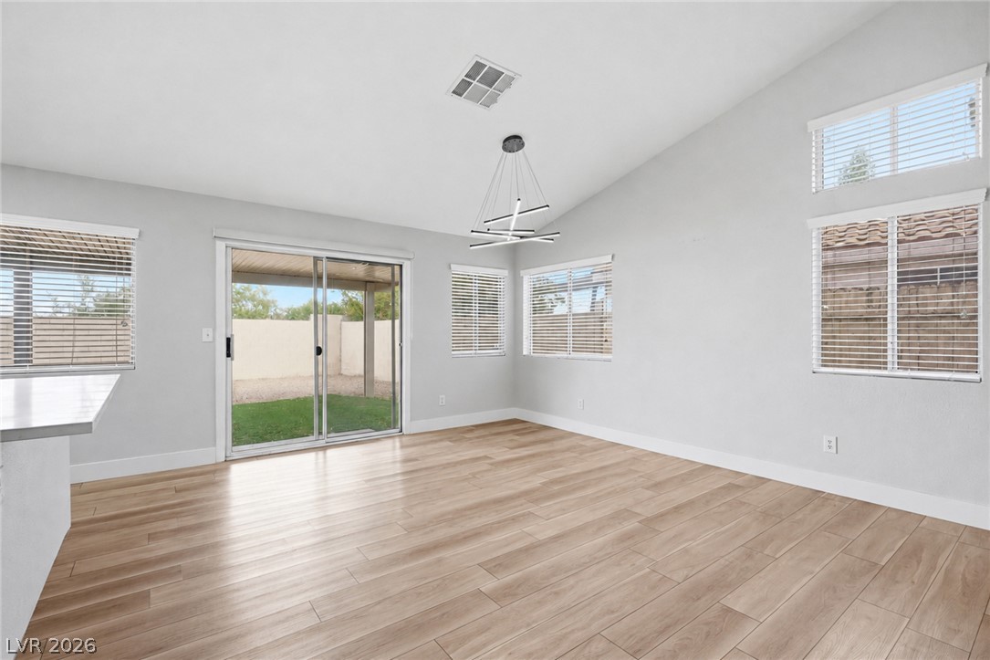 113 Tamarack Drive Property Photo 12
