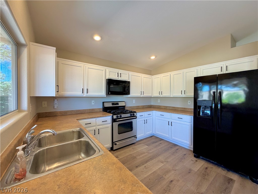 2278 Chestnut Ranch Avenue Property Photo 13