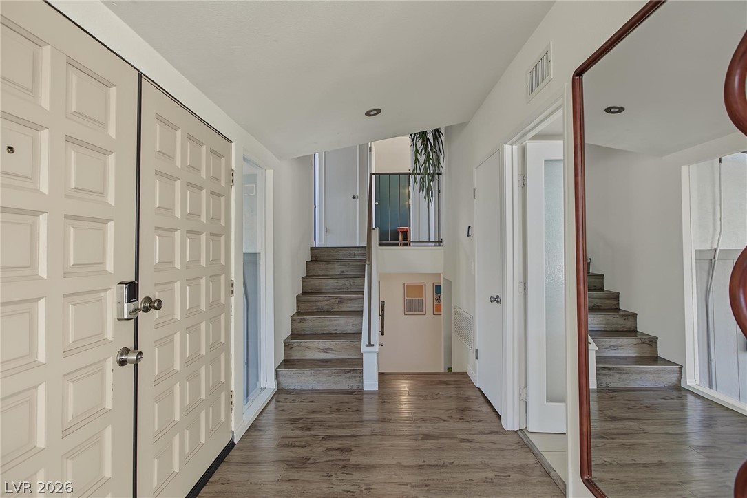 1663 Pawnee Drive Property Photo 4