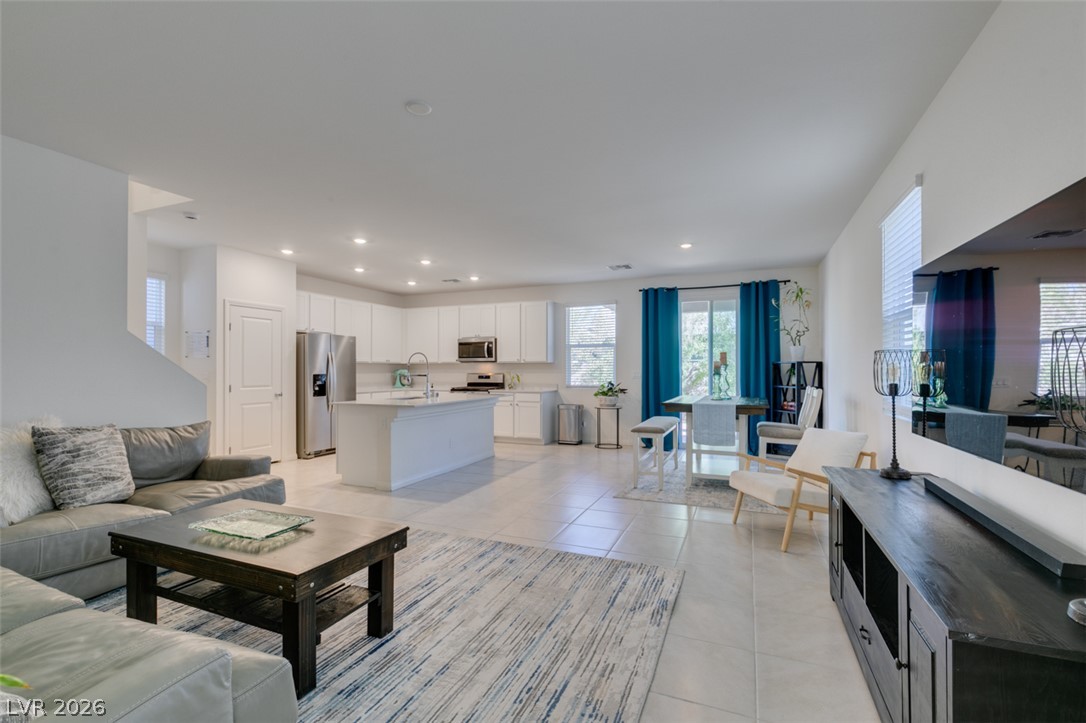 4266 Golden Fleece Avenue Property Photo 4