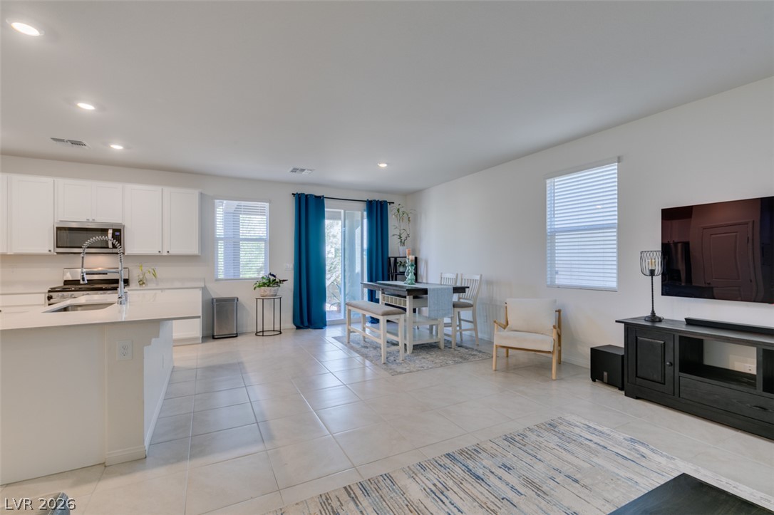 4266 Golden Fleece Avenue Property Photo 12