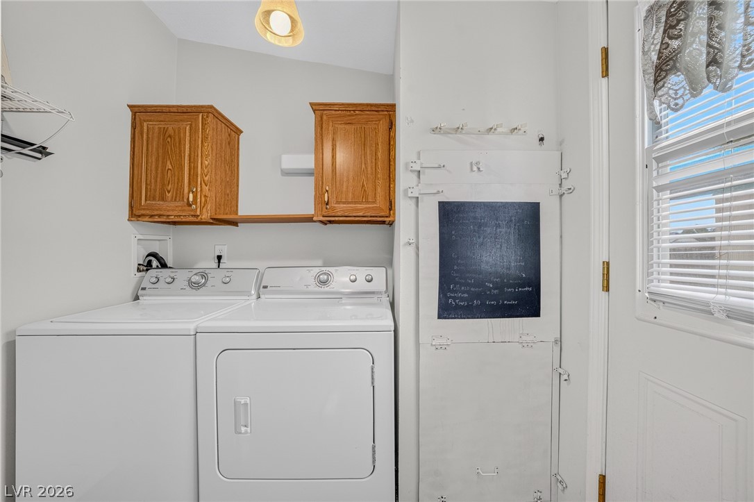51 Russell Property Photo 11