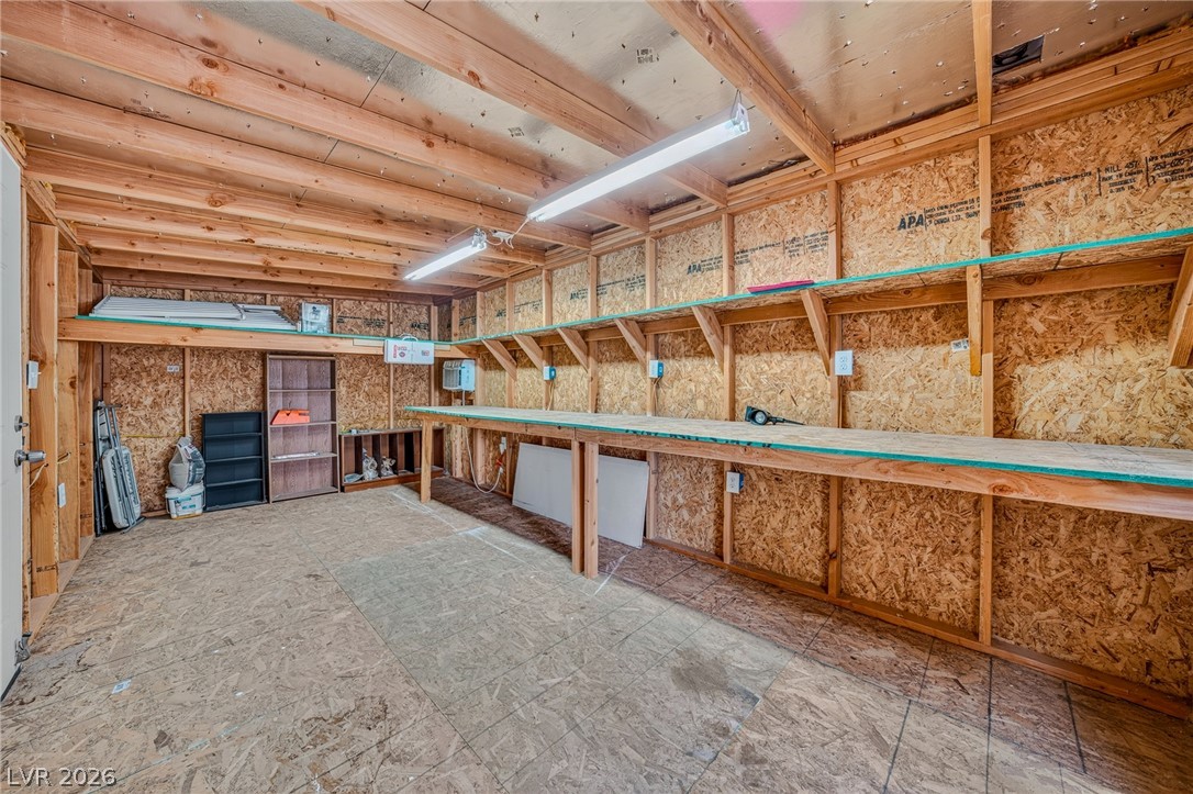 51 Russell Property Photo 12