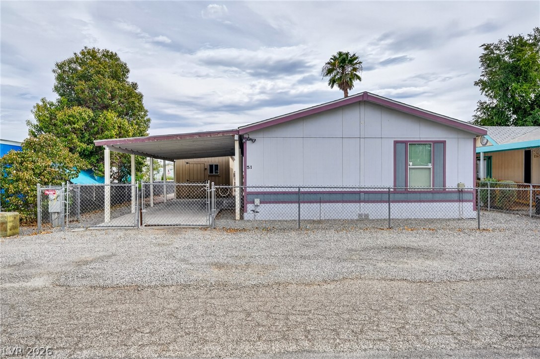 51 Russell Property Photo 23