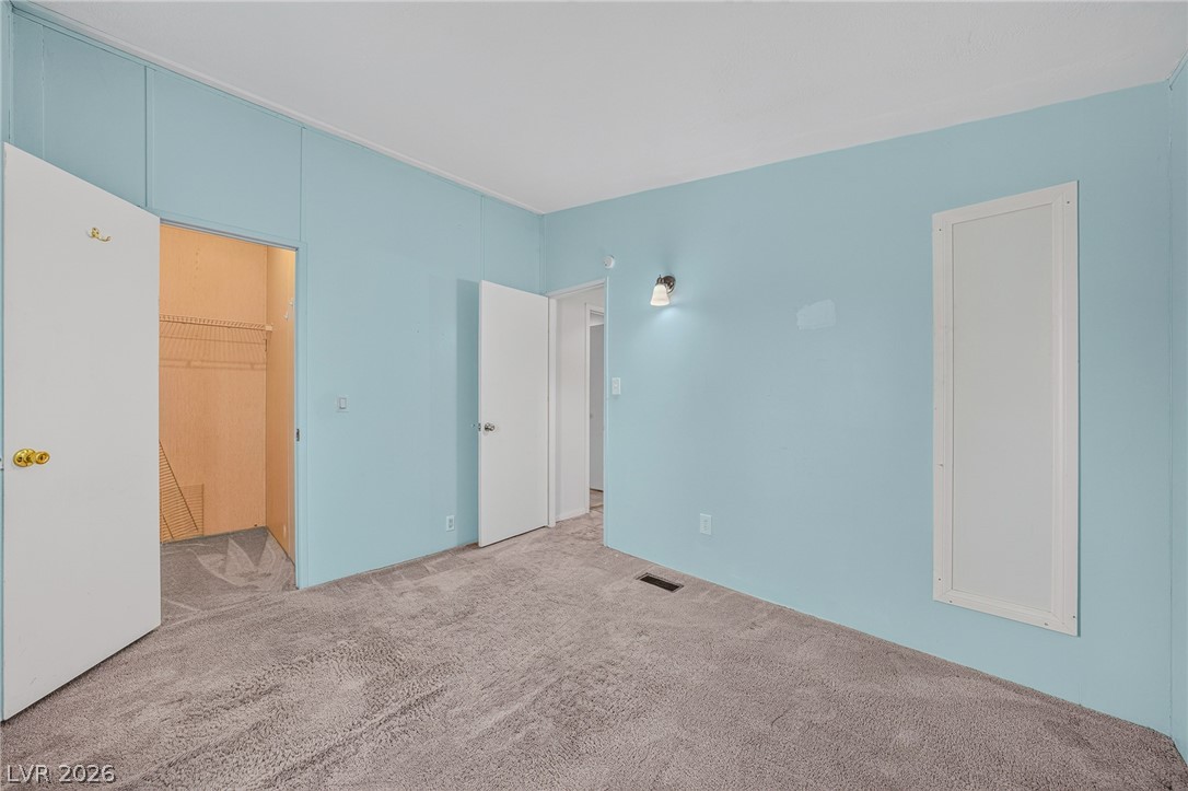 51 Russell Property Photo 31
