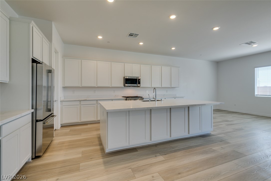 10869 Grace Landing Avenue Property Photo 17
