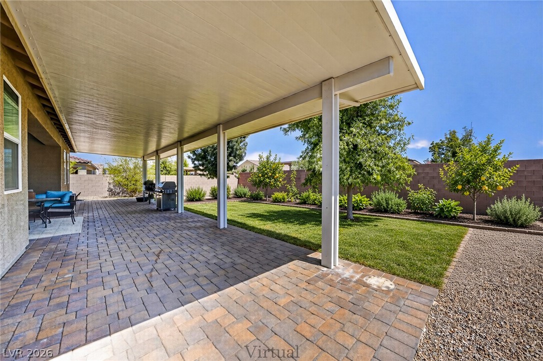 4920 Peppertree Street Property Photo 4