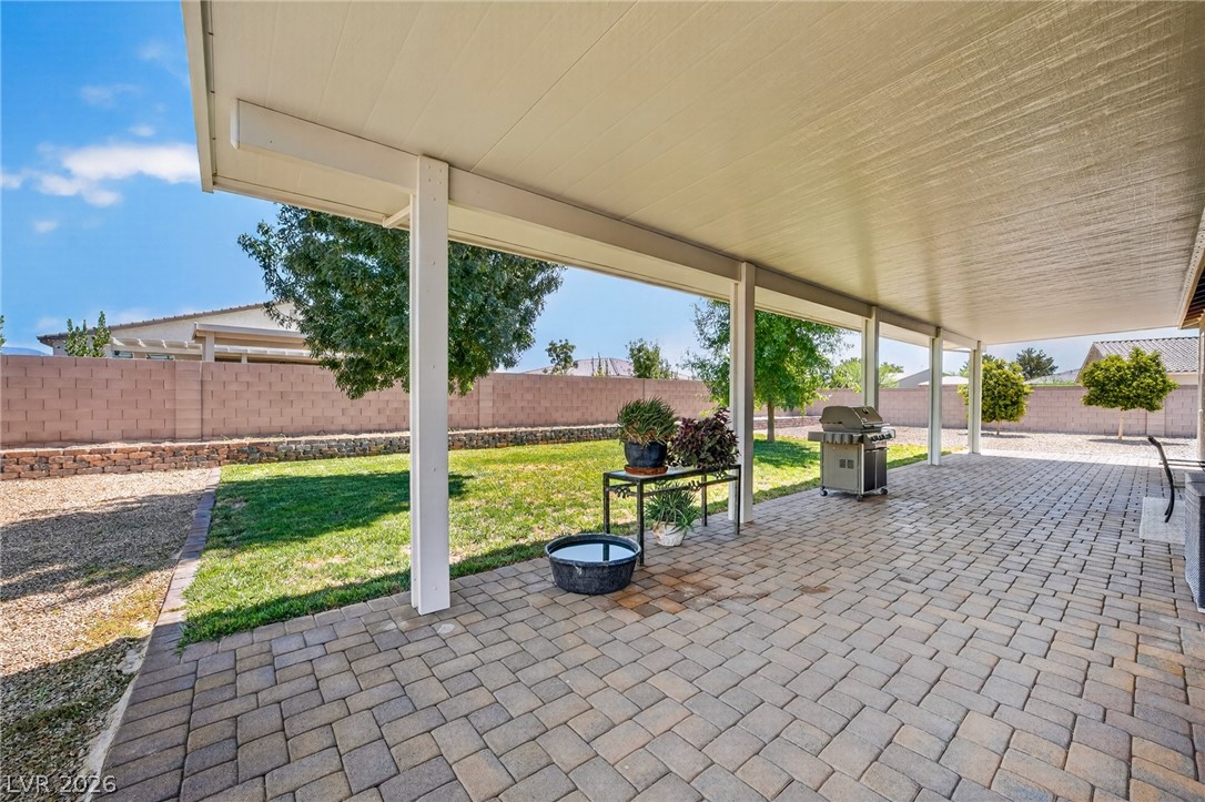 4920 Peppertree Street Property Photo 7