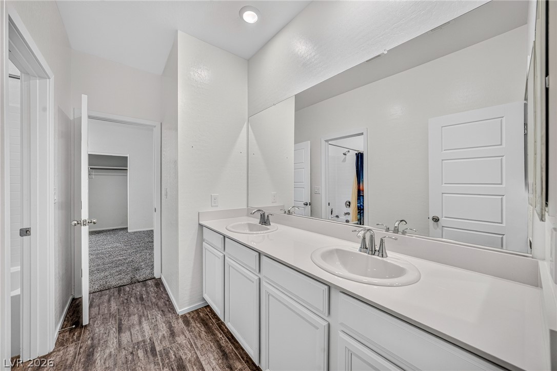 4920 Peppertree Street Property Photo 24