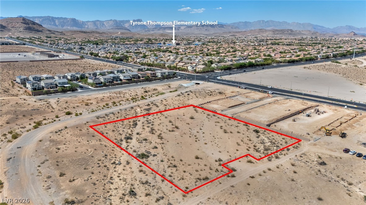 Lisa Lane Property Photo 2