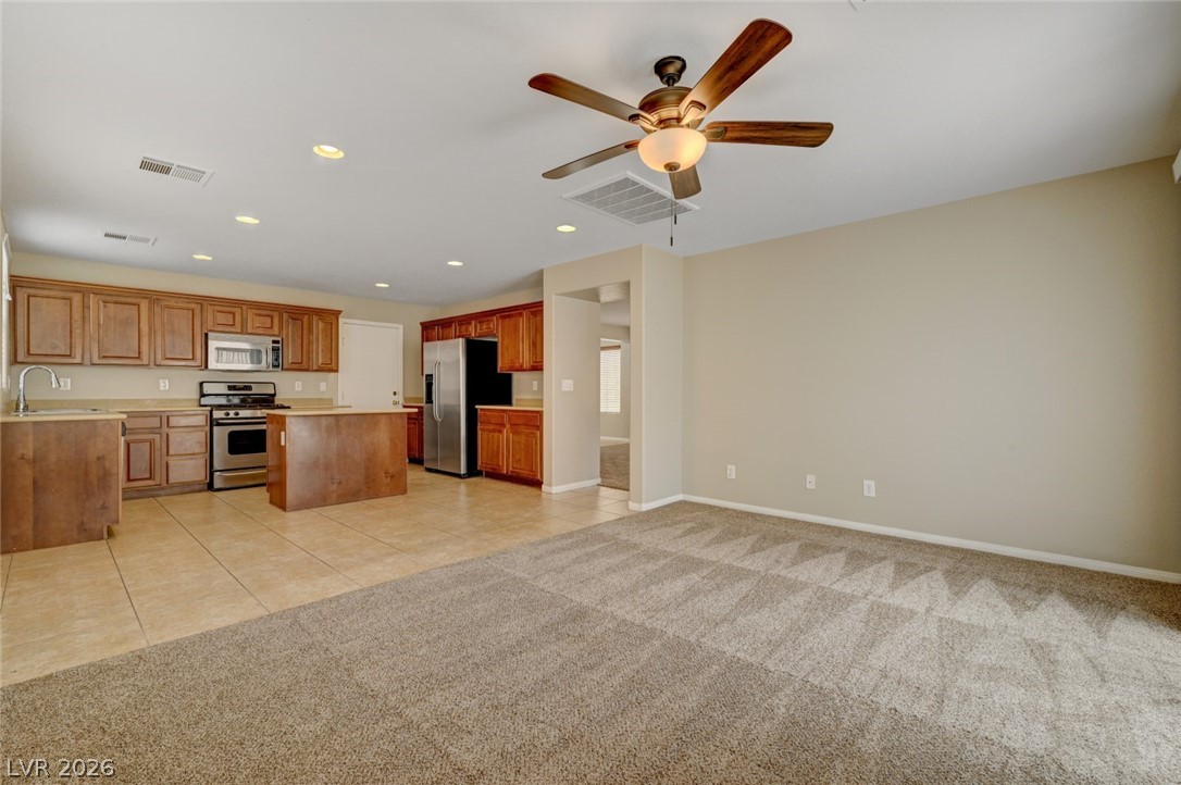 9015 Alex Creek Avenue Property Photo 1