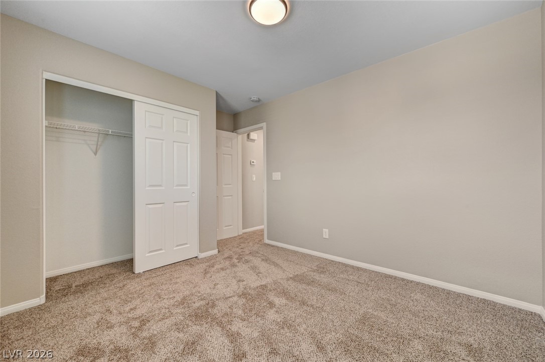 9015 Alex Creek Avenue Property Photo 32