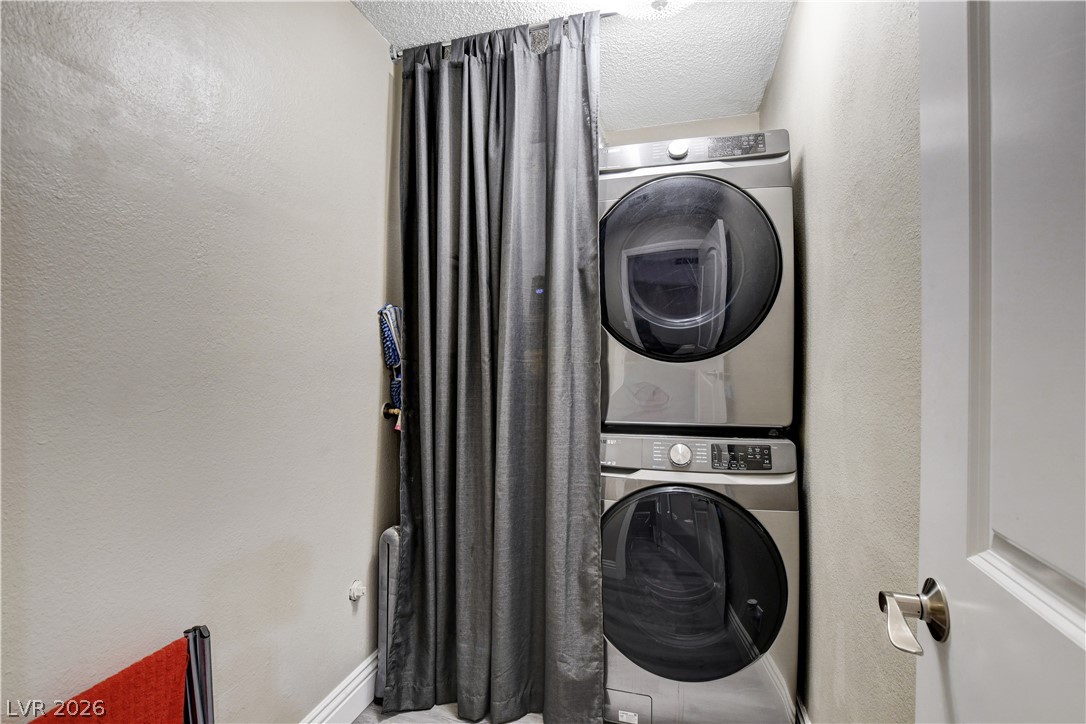 445 North Lamb Boulevard C Property Photo 17