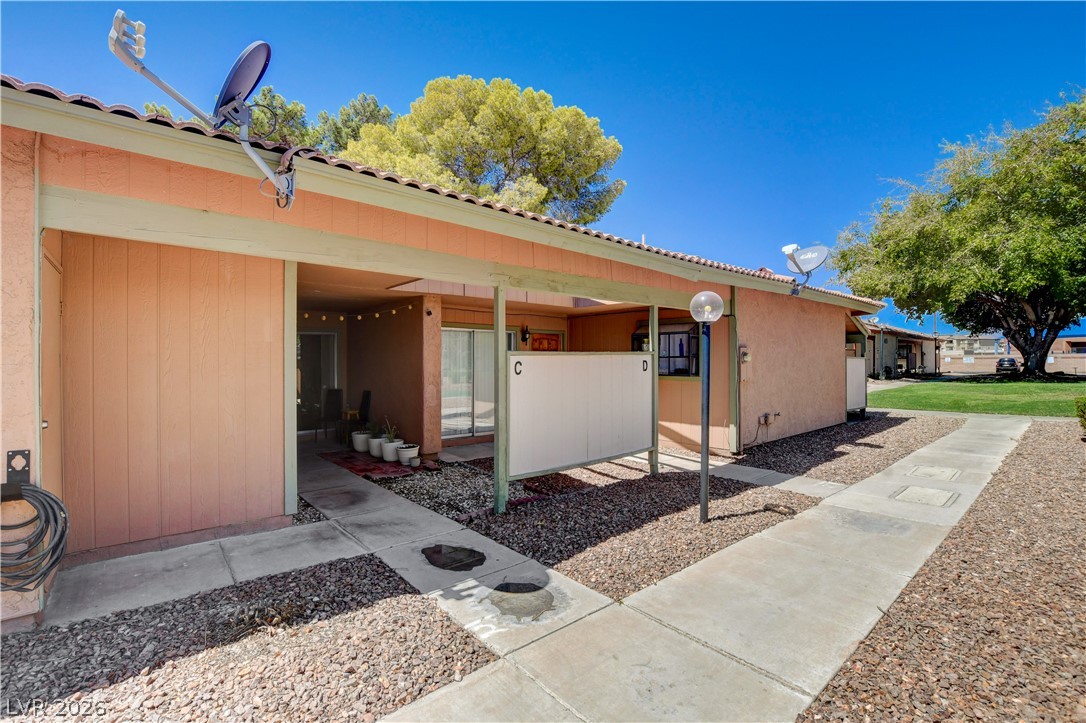 445 North Lamb Boulevard C Property Photo 27