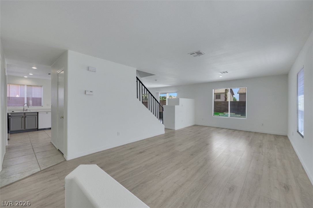3244 Little Stream Street Property Photo 5