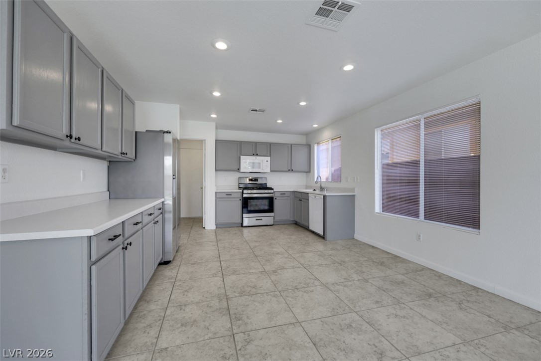 3244 Little Stream Street Property Photo 12