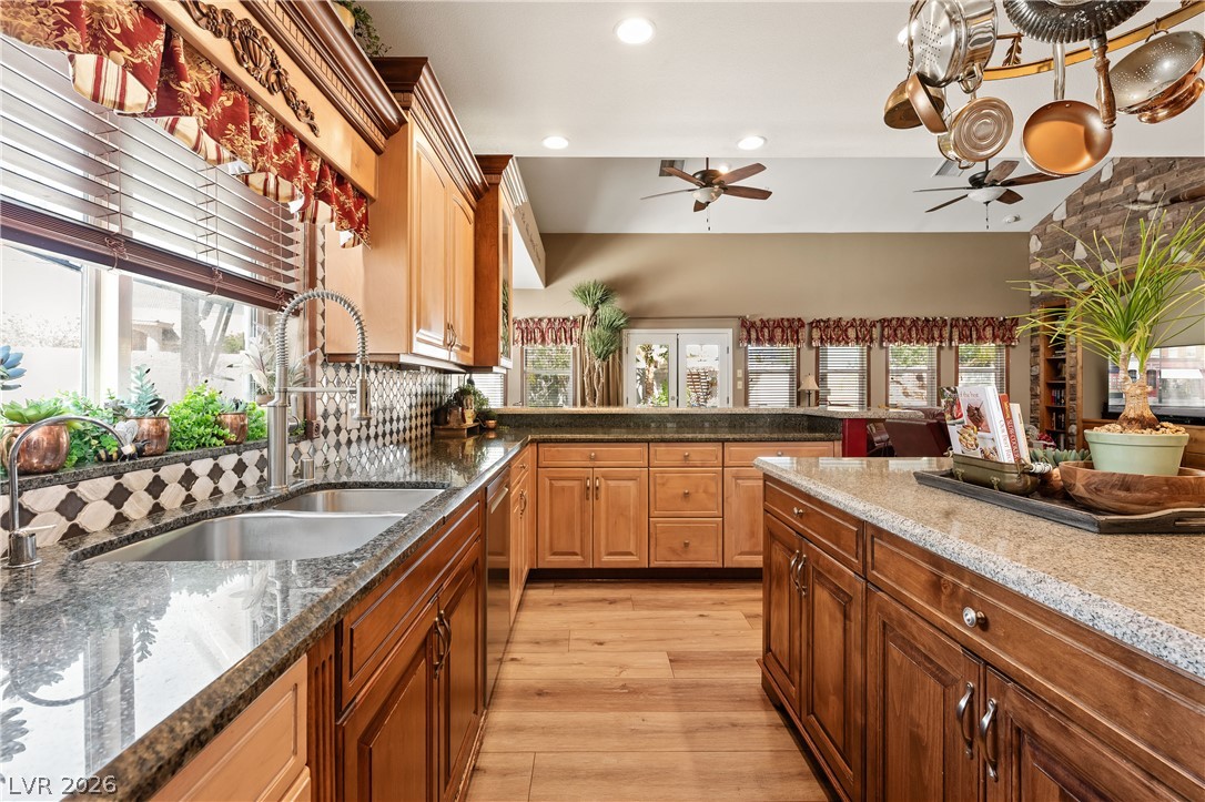 10080 West Tropical Parkway Property Photo 18