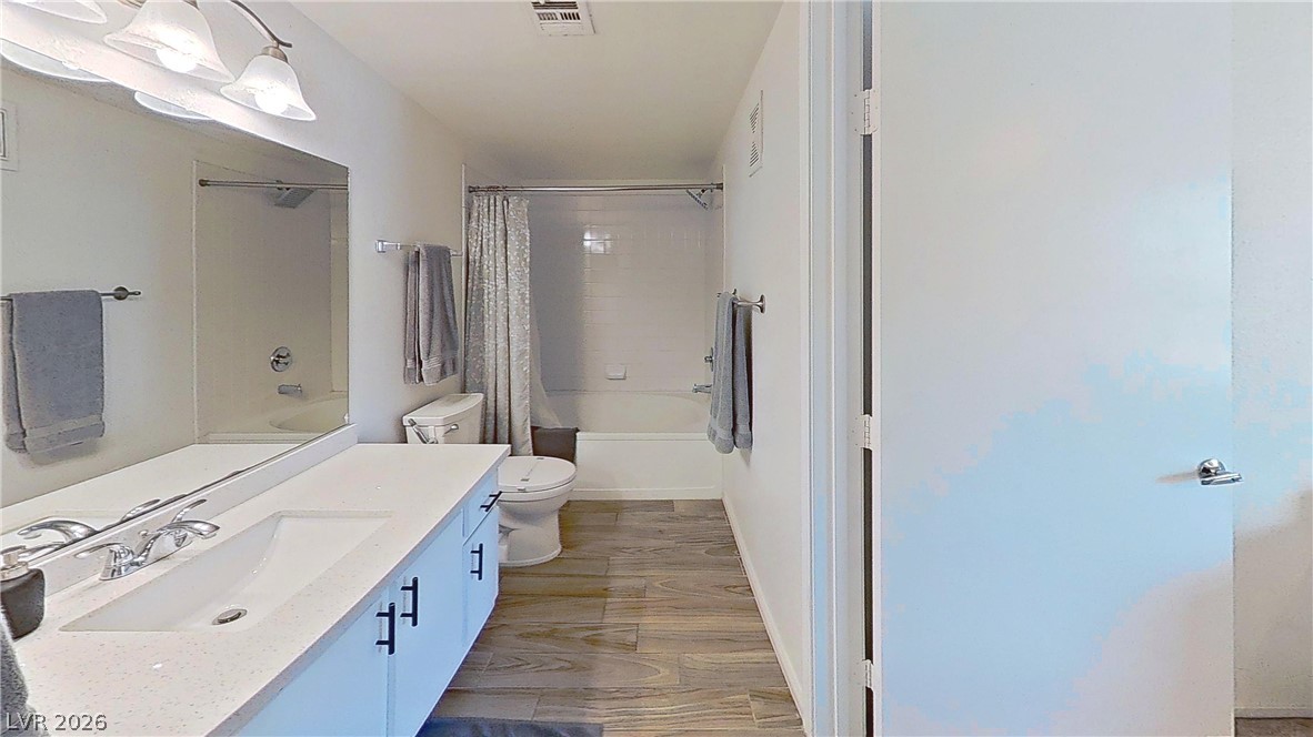 555 East Silverado Ranch Boulevard 1063 Property Photo 16