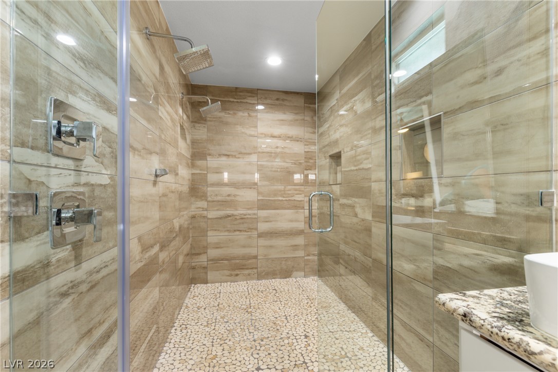 2812 Burton Avenue Property Photo 22