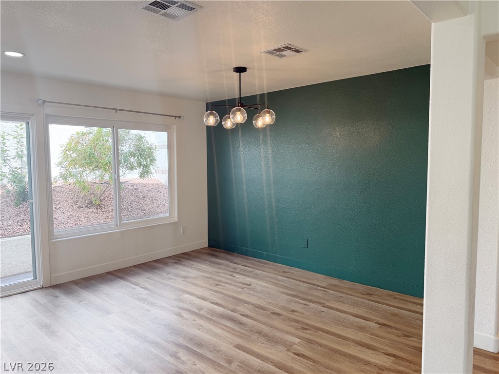 3989 Briarcrest Court Property Photo 13