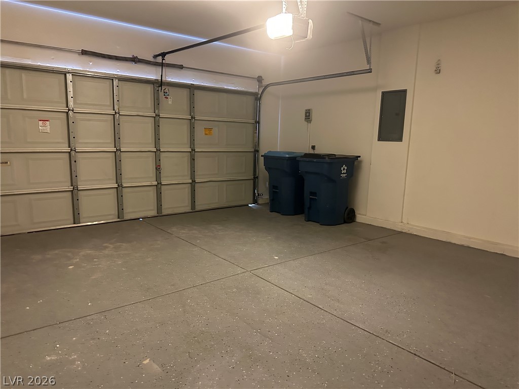 8901 Kingswood Drive Property Photo 16