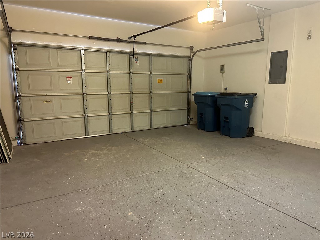 8901 Kingswood Drive Property Photo 17