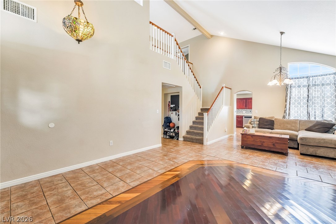 9468 Coral Shine Court Property Photo 8