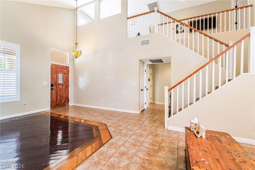 9468 Coral Shine Court Property Photo 10