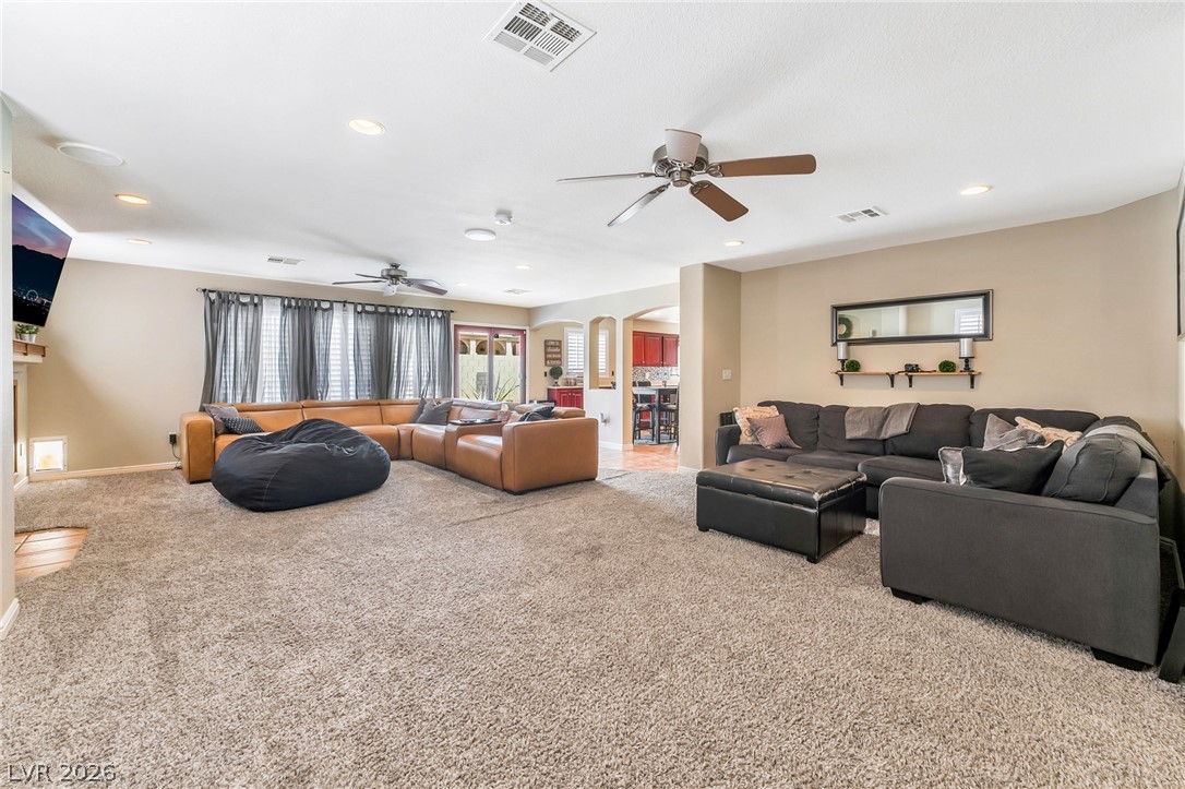 9468 Coral Shine Court Property Photo 14