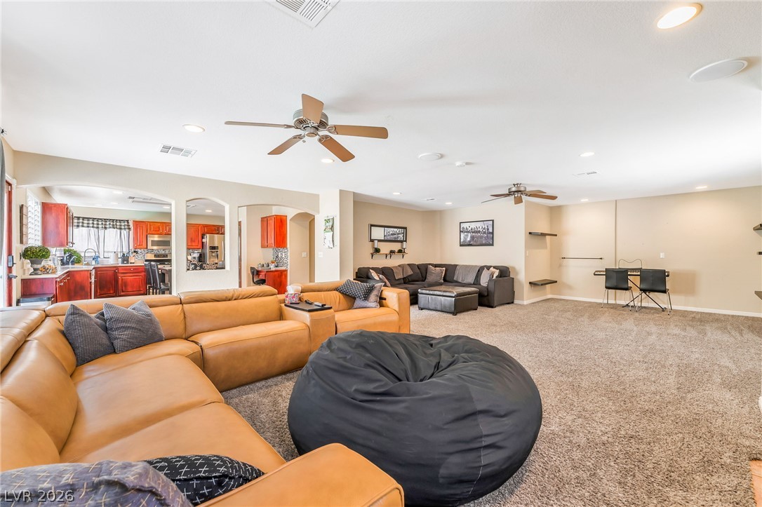 9468 Coral Shine Court Property Photo 16