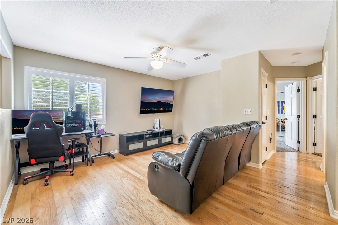 9468 Coral Shine Court Property Photo 29