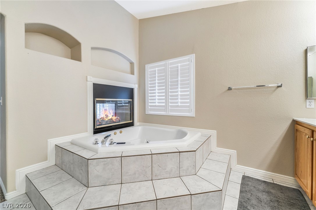 9468 Coral Shine Court Property Photo 39