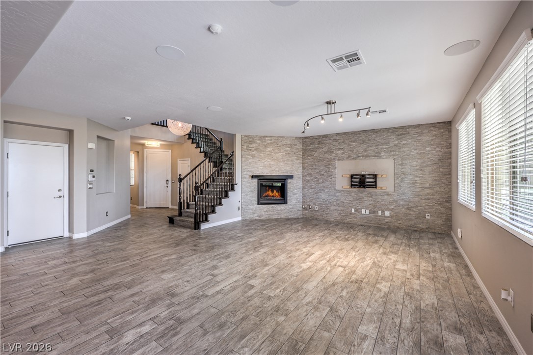 12255 Crystal Shore Avenue Property Photo 10