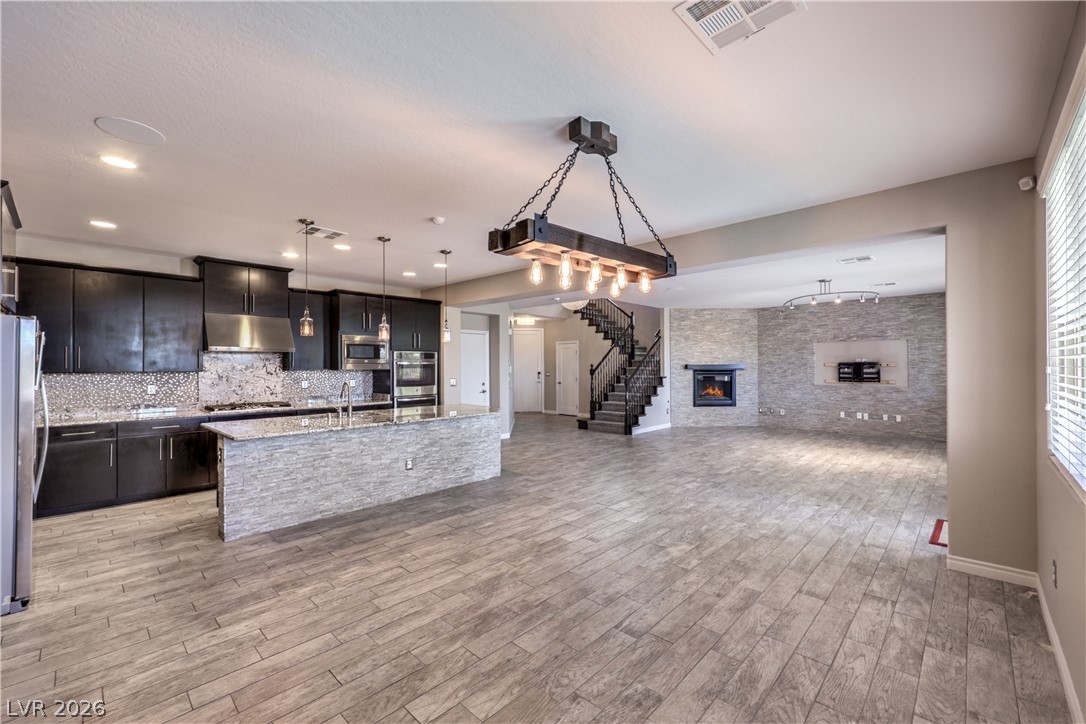 12255 Crystal Shore Avenue Property Photo 16