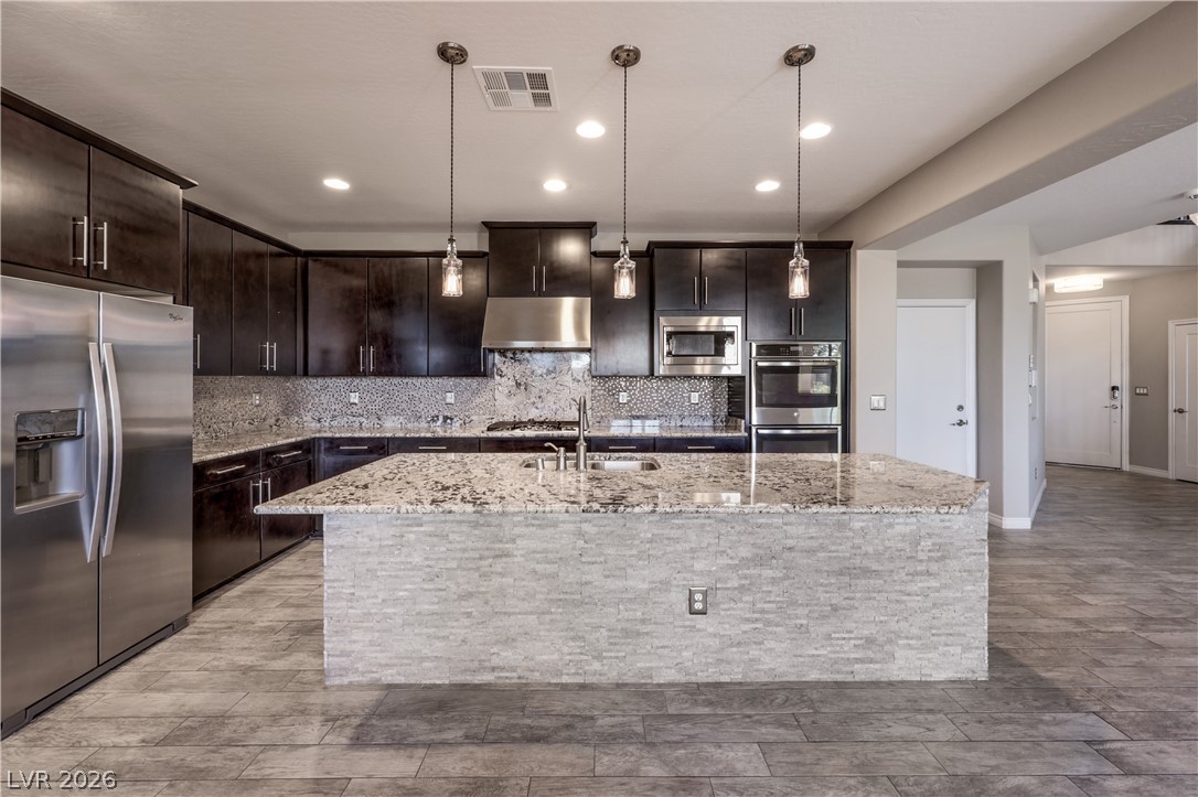 12255 Crystal Shore Avenue Property Photo 17