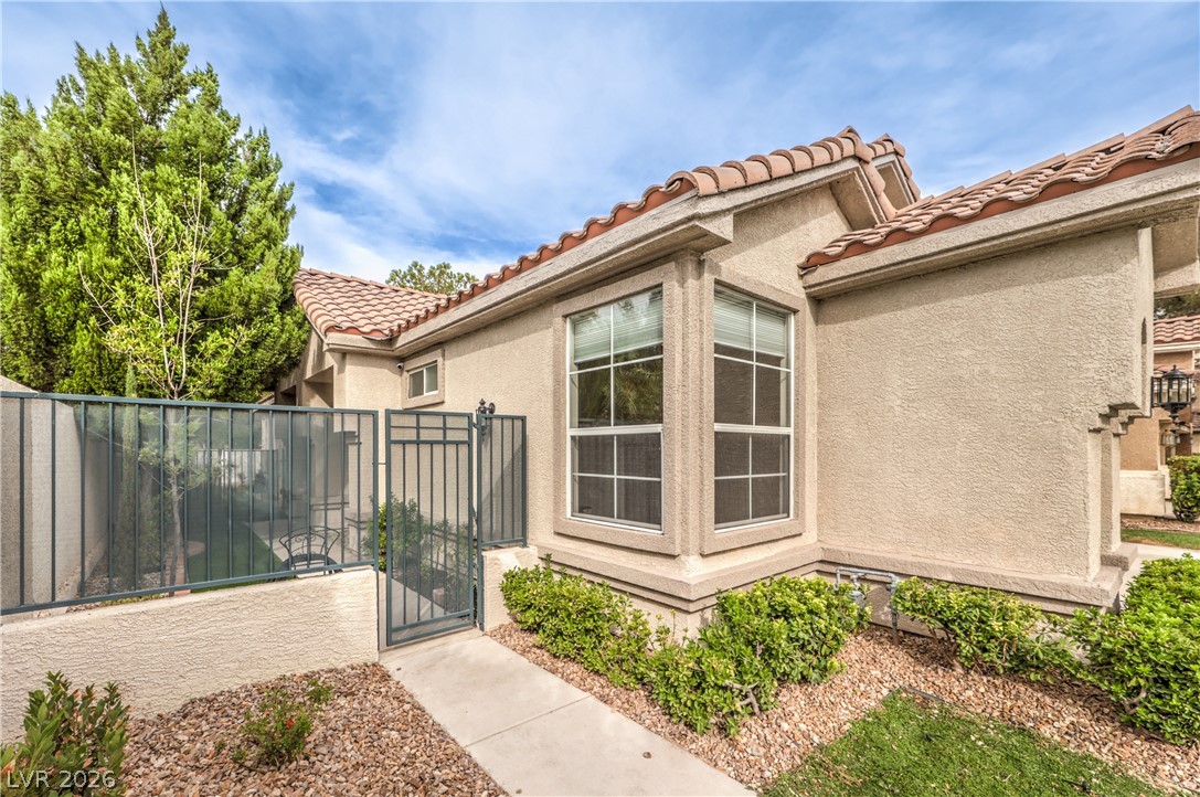 9360 Pitching Wedge Drive Property Photo 3