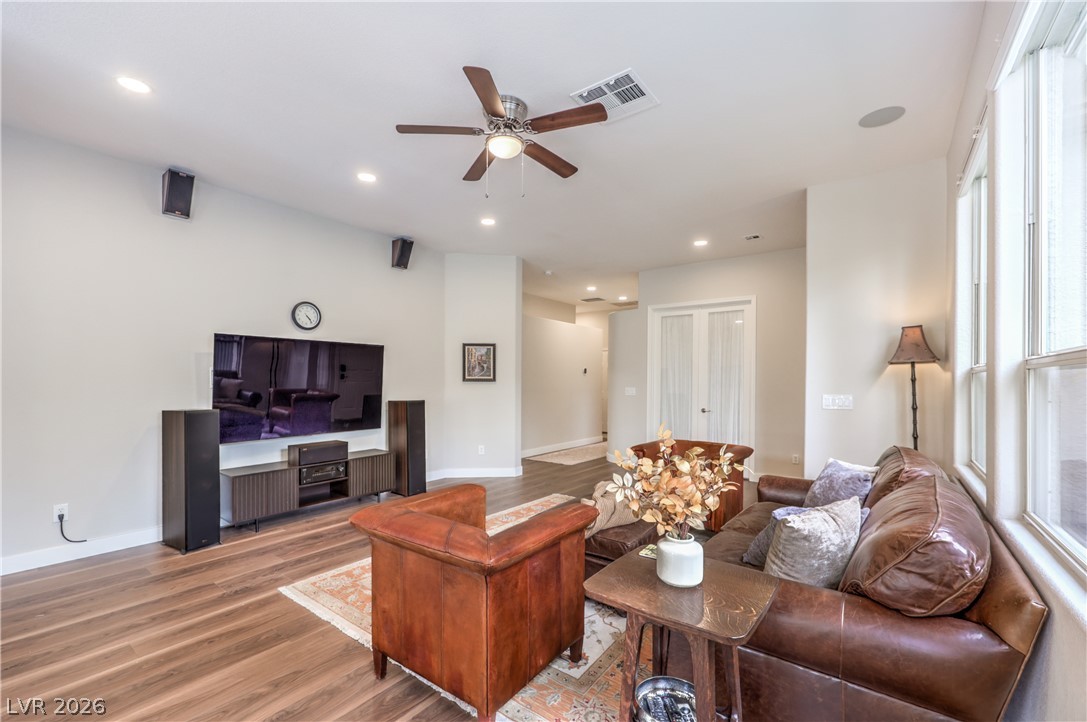 9360 Pitching Wedge Drive Property Photo 8