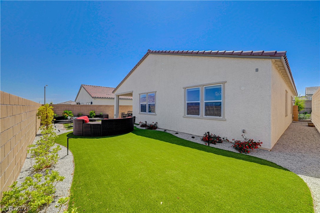 10124 Meandering Dell Avenue Property Photo 53
